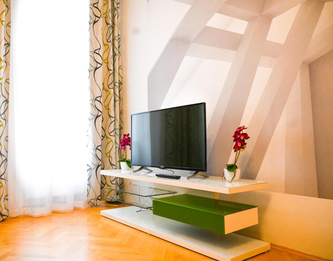 Elegant Suite Augarten Вена Экстерьер фото